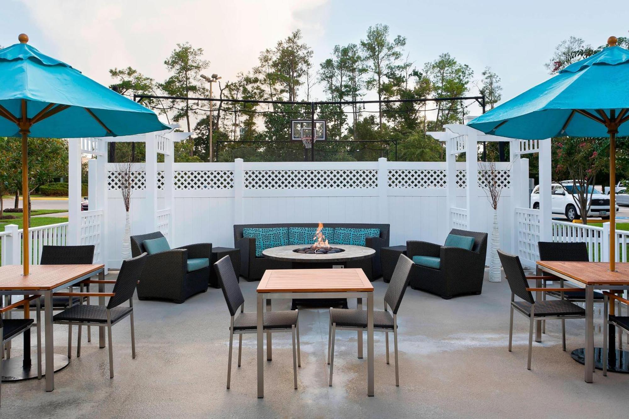 Residence Inn By Marriott Houston The Woodlands/Lake Front Circle Eksteriør billede